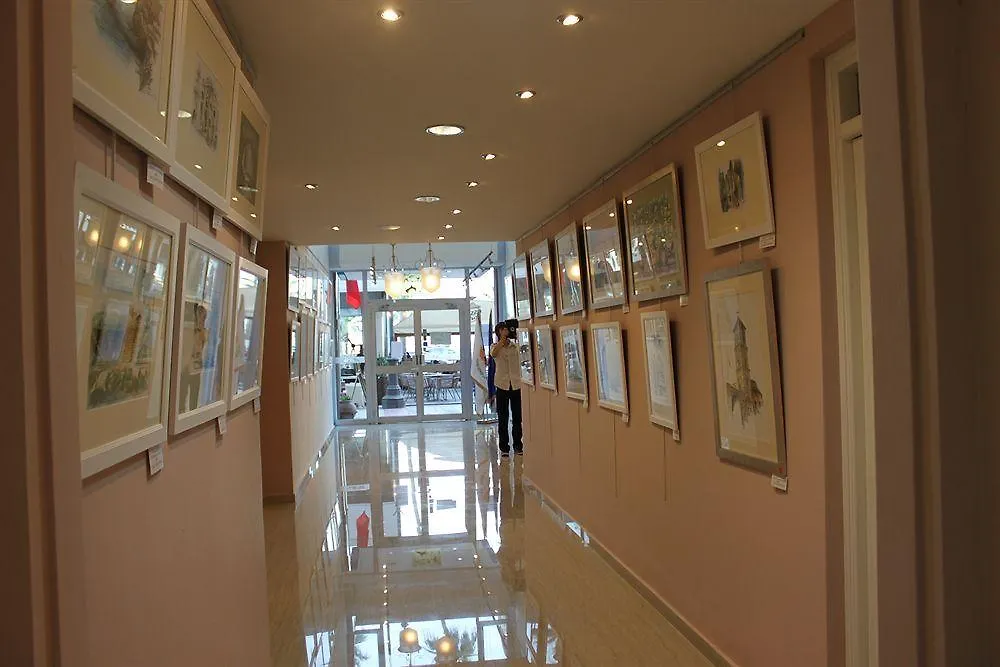 *** מלון דירות לרנקה Sun Hall Beach Hotel Apartments קפריסין