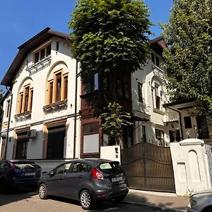 vizitați hotelul